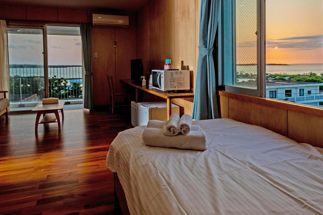 Guest House Kawamitsu Miyakojima  Exterior photo